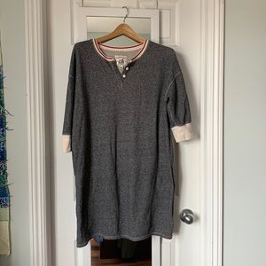 Roots Night shirt size L